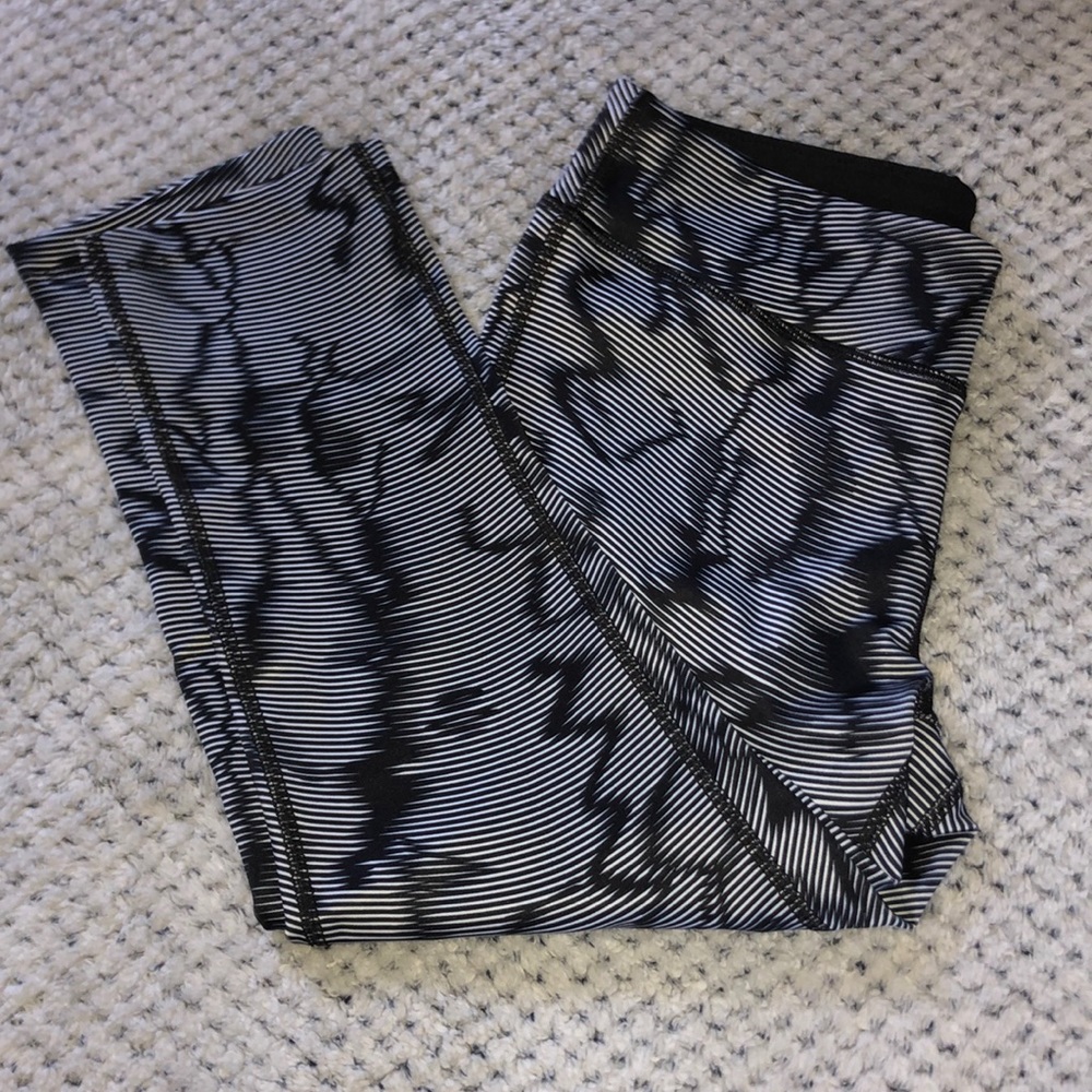Capri workout leggings